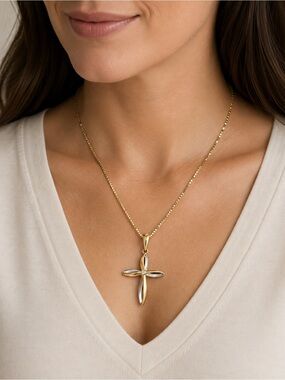 Whitehall Vintage Gold Cross Pendant Necklace - never worn